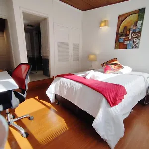 Habitación en casa particular Unicentro Baño Y Balcón Privado Independiente, Bogotá
